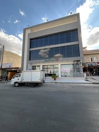 عمارة تجارية • ٣٢٠م • حي الصديق