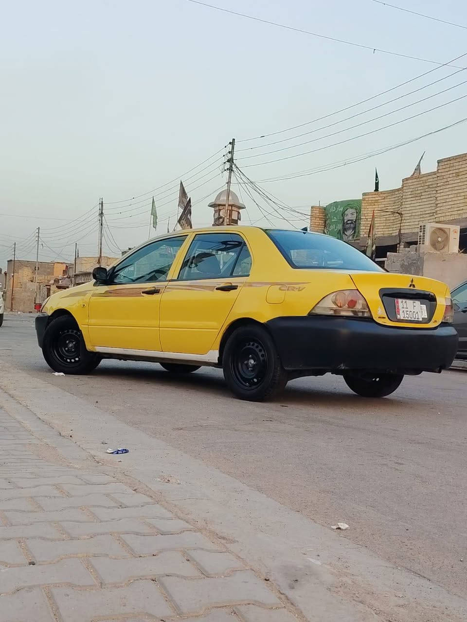 السلام عليكم لانسر موديل ٢٠١٠ بسمي رقم وهزه وسنويه جديد سياره جاهزه من كلشي محرك جديد كير عادي تبريد ثلج تخم تاير صدر امامي خلفي كهربايات جاهزه السياره مصبوغه عام بدون  دواخل
مكاني الشعب السعر ٦٠ ورقه وبيه مجال للطيبين
رقمي ***********
