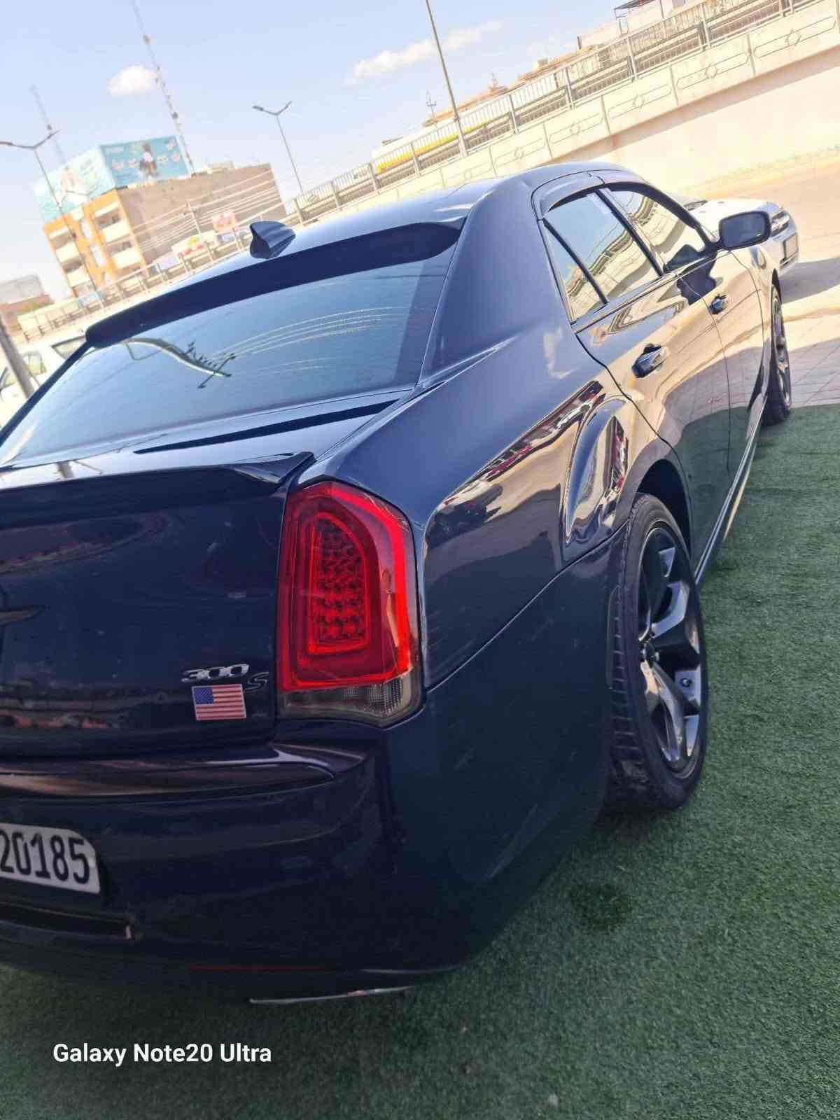 اوبامه للبيع فقط بدون مراوس
لون ع زراك 
شراي اتصل لن مكلف بالنشر 

مديل ٢٠١٧   ماشيه ١٣٠ 

السيارة فاتها سي محدثة إس  

رقم اسليمانيه بسمي 

كشنات كهرباء + جلد 

تخم تاير جديد مع ويل مال ٢٣ 

مكينه كير كفاله حجم المكينه ٣٦٠٠ 

صدر امامي خلفي جديد 

تراي صفر  مذب ربع دينار عليها 

صور حادثها يمك جيك وقتنع عاد اتصل  ابشرط بدون أي داخل بيها جاملغ و بنيد اصفاحها موس لا بارد ولا اشخوط 

مكان🚩 السيارة فلوجه سعرها ١٧٨ وبيها مجال ***********

نص مكتوب في الصور:
- Galaxy Note20 Ultra