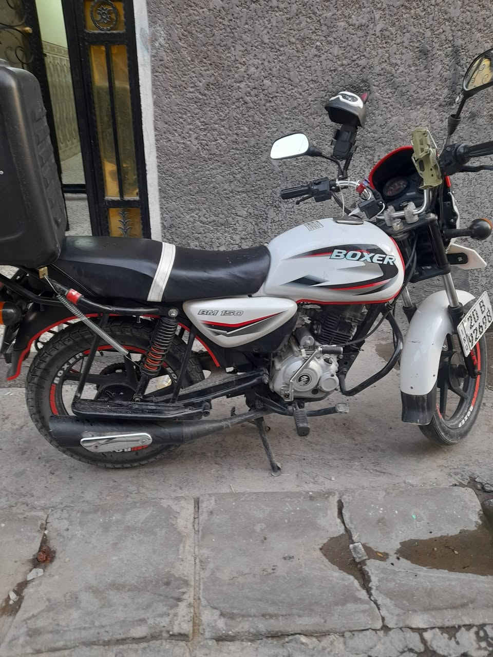 سلام عليكم  دراجه 2021 جديده وحلوه مليون 750,000 بها مجال مرقمه ديالى تحويل مشروع وطني المكان بغداد الشعب ***********
