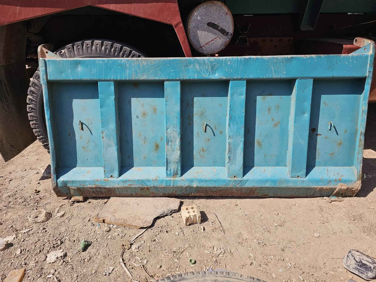 للبيع باب اقجم عمل ***********/***********
