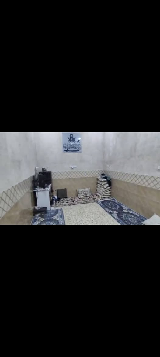 🏠🔥 (( بيع سريع )) 🔥🏠
🏡 دار للبيع – الحي العسكري

📍 الموقع: مقابل سيد أحمد، بجانب الملاعب

━━━━━━━━━━━━━━━━━━━━

📐 المساحة: 100 متر
📏 الأبعاد: 10 × 10

🧱 نوع البناء: بناء نظيف – صب + طابوق
🔧 الخدمات: كاملة

━━━━━━━━━━━━━━━━━━━━

🏠 تفاصيل الدار:

🛏️ غرفة نوم
🛋️ صالة
🍳 مطبخ
🚿 مجمع صحيات داخلي + خارجي

━━━━━━━━━━━━━━━━━━━━

💰 السعر: 66 مليون
💬 بيه مجال بسيط

━━━━━━━━━━━━━━━━━━━━

📞 للاستفسار:
***********

💬 مراسلة واتساب أو خاص فقط

━━━━━━━━━━━━━━━━━━━━

🏠 عندك عقار للبيع؟
📩 راسل الصفحة أو اتصل على الرقم الموجود بالمنشور.

📲 تابع الصفحة
🎵 وتابع حسابنا على التيك توك @إشارة

