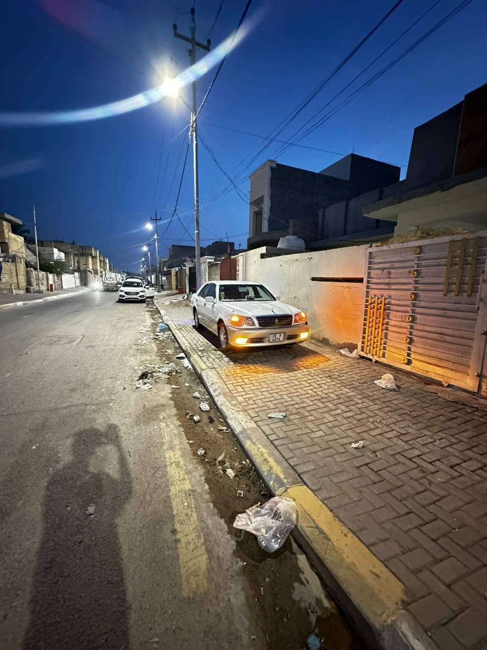 سلام عليكم ملكة لبيع موديل 2000سيارة مكفولة من كص ونقل جثة وضربة حدادية جديد مكينة ديفور الكبير كير جداد سيارة بسمي رقم نجف نكليزي بسمي مداور ثاني يوم مكان السيارة واسط نعمانية رقم ***********

