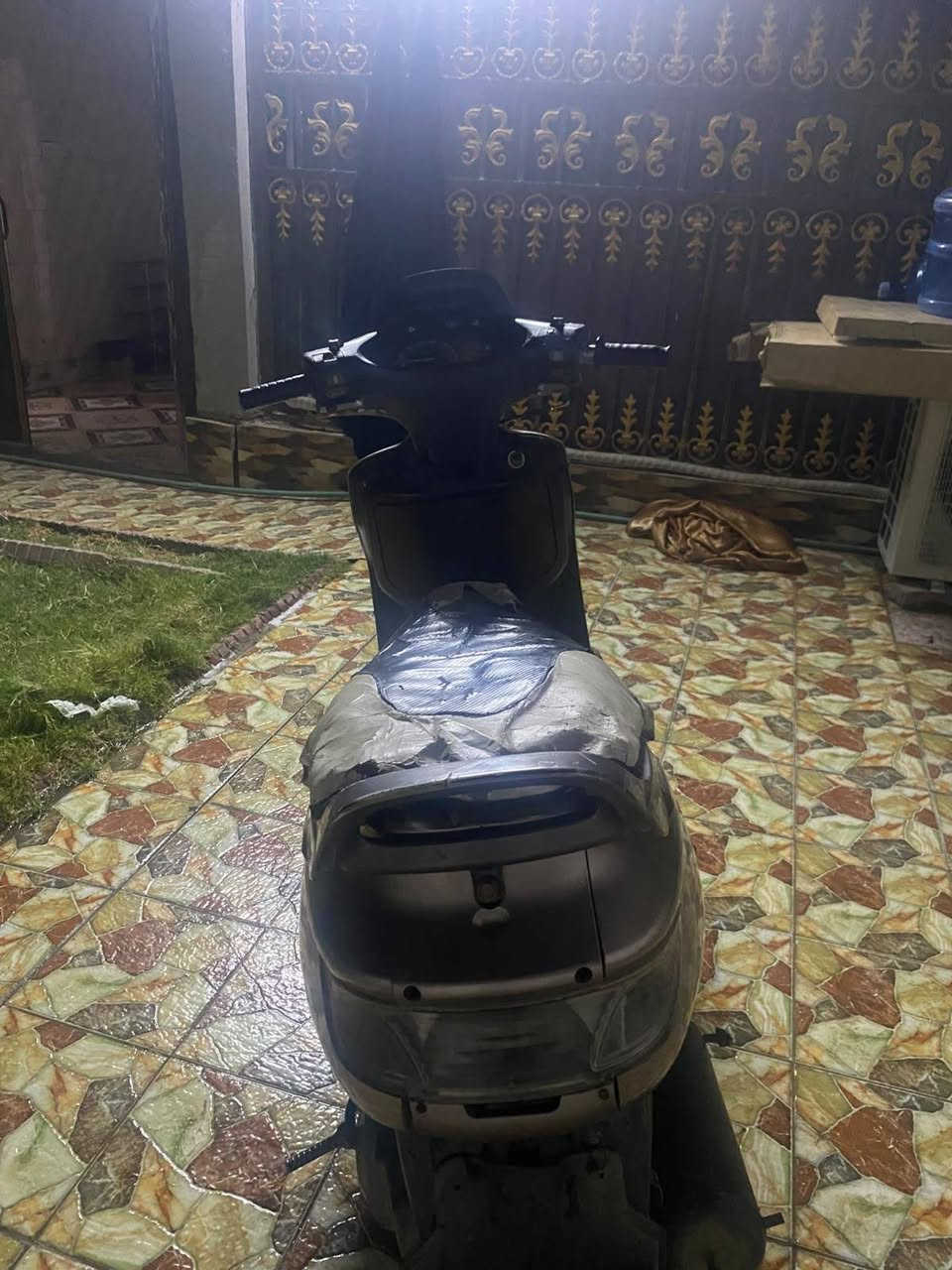 اسلام عليكم اخوان دراجه فراشه للبيع مجفته مره وحده تجفيت صحيح وتخبل كابريتر جديده كفرات تايرات كله جديد السعر 300 وبي مجال العنون الديوانية حي الصدر الاول ***********
