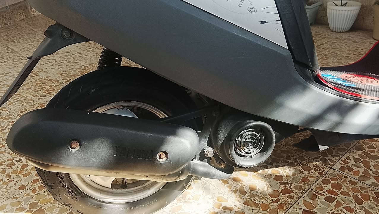 سلام عليكم ماطور بوتين للبيع نضيف نضافتو70٪مافتوح شرط بس قبق هندر سلف شغال كهربايات كلها شغاله يعني بس بانزين ودهن وتوكل علا الله ماطور ماتعبان اني عامل اشتغل بل قادسيه بيتي بل سماح هاذا طريقي بس السعر 400بي مجال بسيط استفسار عل رقم ***********
