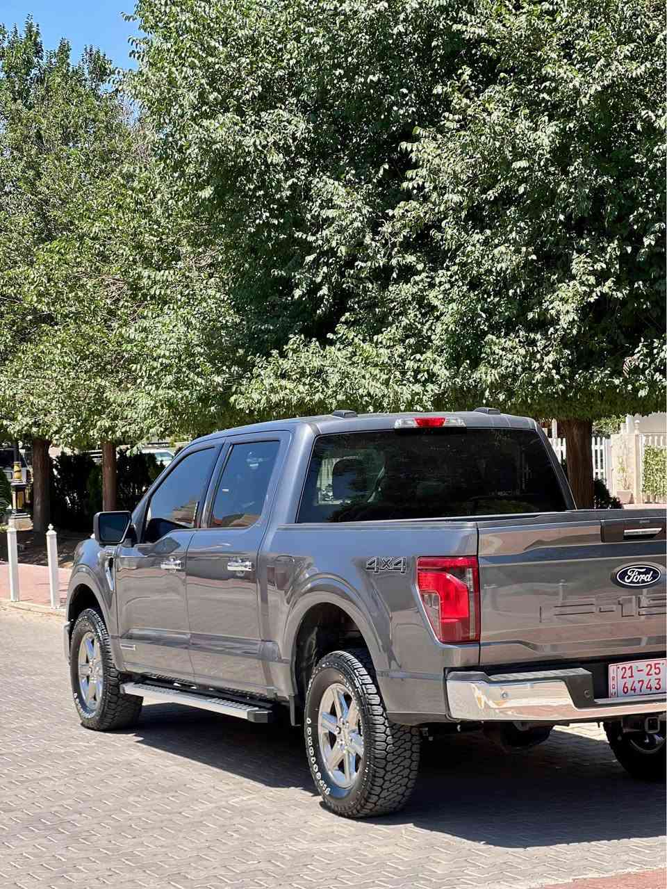 FORD D150 HYBRID XLT 2024
فۆرت F150 مۆدێل 2024 مواسەفات
Xlt 
ڕەنگی نەوتی
مەکینە 6 بستۆن تۆربۆ 3.5
مواصفات 
:-گێچ ئەلیکترۆن
:-٤ کامێرە 
:-ئاوێنە فۆتۆ
:- كاميرا 360
:- شحن وايەرليس 
:- 4✖️4 ( دبل اكسل ) 
:- کۆد ده رگا
:- شاشة گەوره 
:- لايت زينون 
:- رادار پێش و دوا 
:- رادار ئاوێنه 
:- حساس پێش ودوا 
:-کوشن کارەبا 
:- کوشن گه رم  
:-برێك كاره با 
:- بروجكتر LED 
زۆر مواسەفاتی دیکە
تەنها ١ پەڵەی بۆنیتەکەی بۆیاخە 
گێر و مەکیەنەی بەشەرت 
هیچ کێشەیەکی تێدا نییە 
ڕەقەم تەلەفون
*********** السليمانية, العراق
