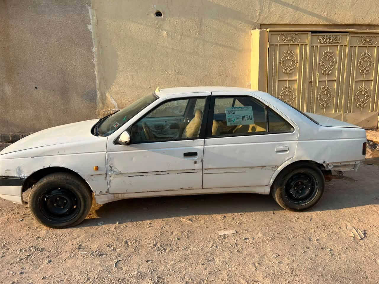 سلام عليكم بيجو 405 لبيع مديل 14 مكينه كير حدايديه تبريد تدفه كفالهاالكشر يرادله تعمير سعر 21 رقم الهاتف ***********
