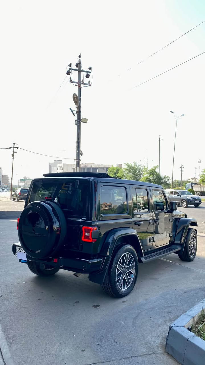 رانگلةر 4xe • ٢٠٢٣ • ٢٤٠٠٠ ميل