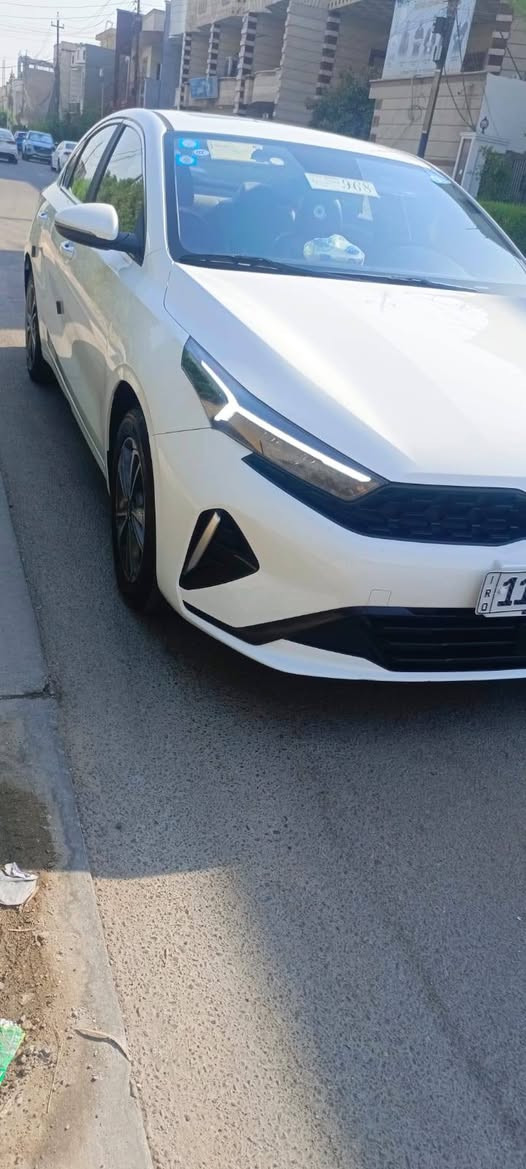 من رخصة الأمن
‏السلام عليكم
‏للبيع k3 2023 خليجي
‏مكفوله بدون حادث بدون صبغ بدون بارد 
‏مواصفات السياره
‏تحكم ستيرن 
‏شاشه لمس 
‏كامره دواره
‏بصمه 
‏بصمه ابواب
‏داخل لونين 
‏كشنات جلد
‏تبريد بيانو وقطعتين تبريد
‏لد امامي ولد خلفي
‏اشاير بالمري
‏اوتو هولدر
‏هندبريك بصمه
‏انظمة قياده
‏فتحة سقف
‏كيجات دجتال
‏ماشيه 46
‏رقم بغداد 
‏مكانها بغداد الغزاليه
‏السعر 137 وبيها مجال بسيط
‏رقم تلفوني *********** بغداد, العراق

