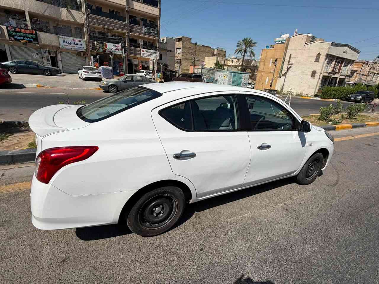 نيسان سني هندي موديل 2020 ماشيه 65 الف كم متر حقيقي رقم اربيل هزه جديده سنويه جديده بسمي تحويل مباشر ثاني يوم الباب الخلفي بي بارد + هلال جاملغ بجم كبس برغي ما مفتوح بي سياره استخدام شخصي مو تكسي كلش نضيف بالواقع احلى من الصور شاشة كأمره خلفيه 
رايدها 108وبيه مجال حك الجيه 
عنواني بغداد القاهرة سوق علي النعمة 
او مراوس نيسان سنترا امريكي
***********
