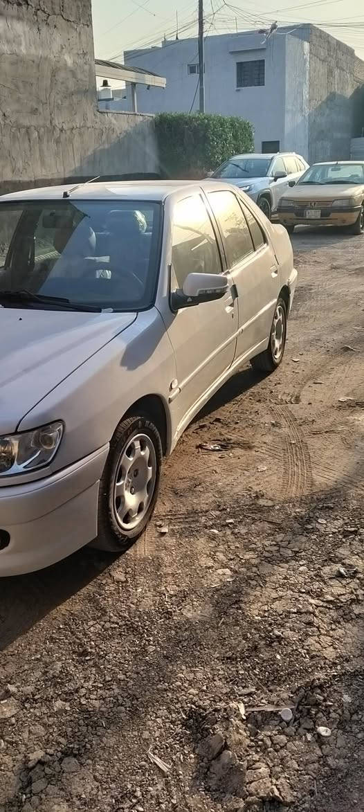 بيجو صدامي 2002رقم بغداد مصبوغه حزام كله شغال كهربائيات تبريد تخم تاير جديد  صدر جديد السعر 40 بيها مجال العنوان بغداد الجديده الامين ***********

