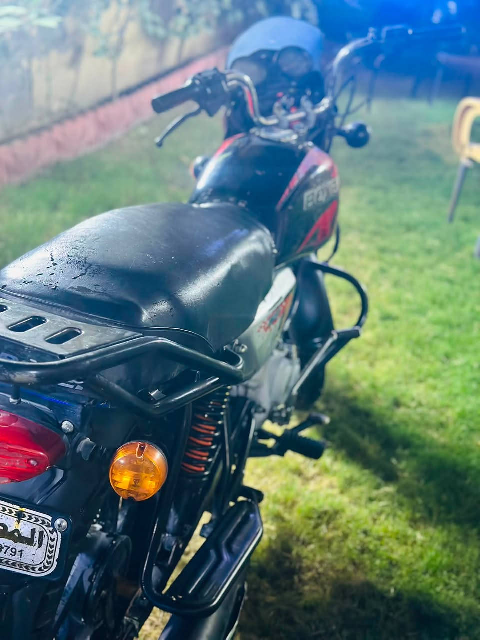 سلام عليكم دراجه بوكسر   مديل 2021 اوراقها كامله دراجه نضيفه   للاستفسار.    ***********
