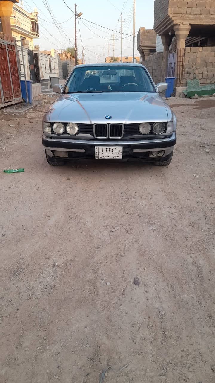 ياالله بي ام دبليو حجم 735 موديل 91 سنويه عضم عاج 

اوتوماتيك كيرومحرك كفاله صدر جديد 

كهربائيات شغاله ويل كب تبريد شغال نشاط فول 

سياره جاهزه ماناقصها شي ترايك وين مايعجبك 

سياره بلاديه مكفوله من ضربه او معجون مصبوغه 

حزام اثرجراد قطره خياس ماكو شواصي بلاديه 

مسجل مضخم-صوت اربعه سماعات السعر ٣٨ وبي مجال 

يرهم مراوس حسب القناعه العنوان هيت 

لتواصل ***********
