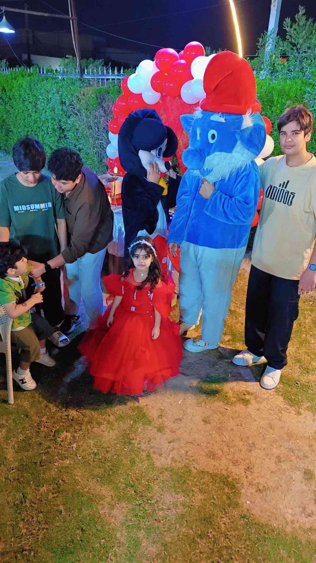 عيد ميلاد جوانة في متنزه نيو دي العائلي في الدورة
سعر الحجز والتزيين كامل ب35 الف مع الدمى ودي جي وتصوير للحجز ***********
