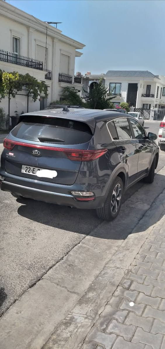 كيا سبورتاج موديل  21 امريكي 2.4 gdi
مواصفات السيارة lx بدون سلايد بدون بصمة باقي المواصفات كامل
ماشية 83 km السيارة كلين بدون ايرباك بدون ضربة (تخريب ومحاولة سرقة)
تعديل بارد في الصندوق الخلفي وباب السايق صبغ فقط
السيارة نظيفة جدا واني المالك اول مادخلت (ماشية 8km)
السعر 160$
مكان السيارة اربيل

***********
***********
