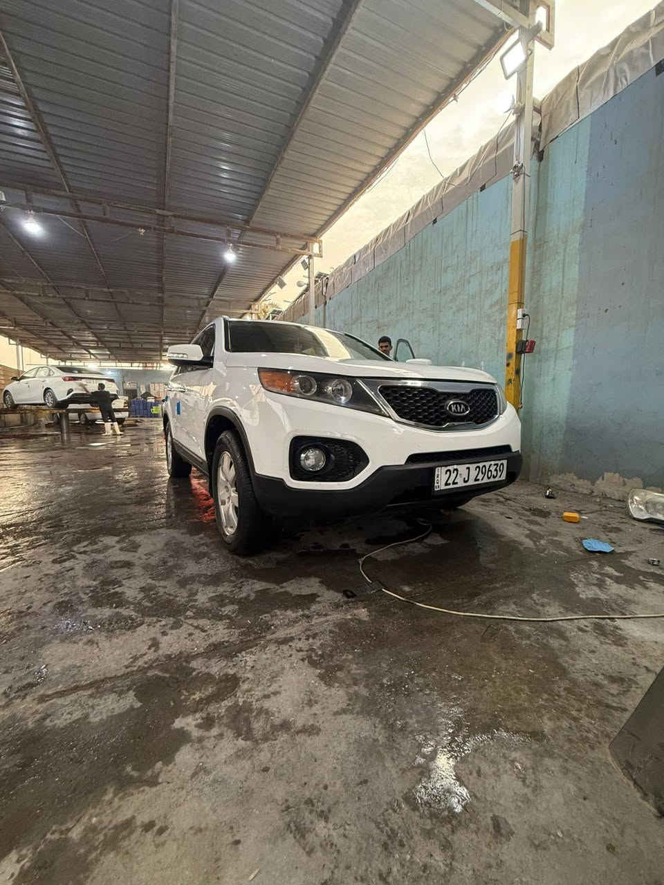 تم عمل بولش على #KIA_Sorento✅
تجديد الماصدات والجام ضمان سنه بالعمل 
#واسط_العزيزية_الشارع_الجديد📍
محطـة غسل الجوادين 
📞:***********
بأداره ستار علي
