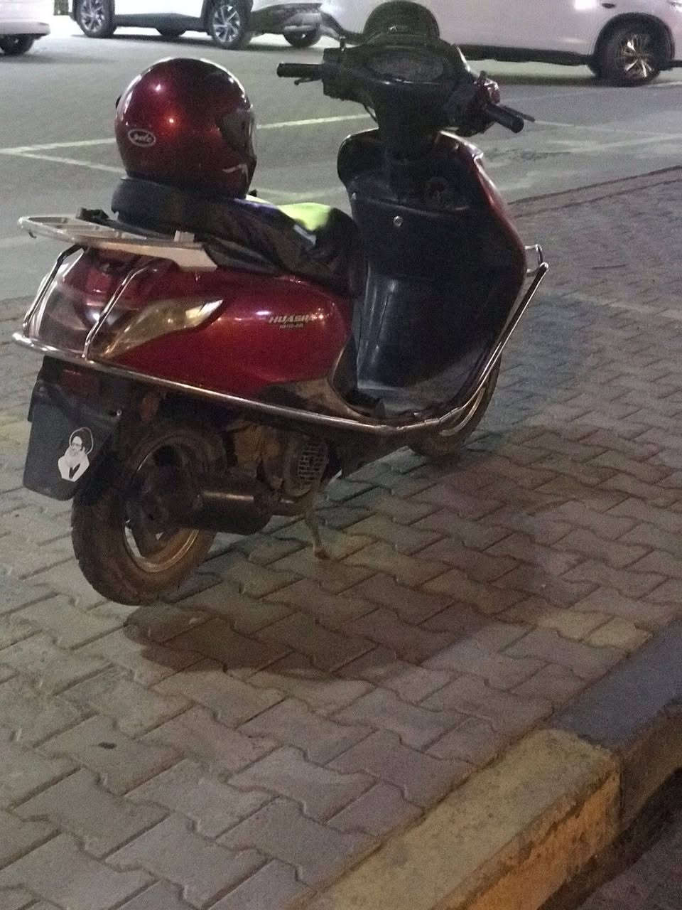 دراجه سبيسي للبيع مكينه ناعمه سلف اشاير لايت جك نص كله شغال للبيع السعر 325 وبيها مجال نجف حي السلام ***********
