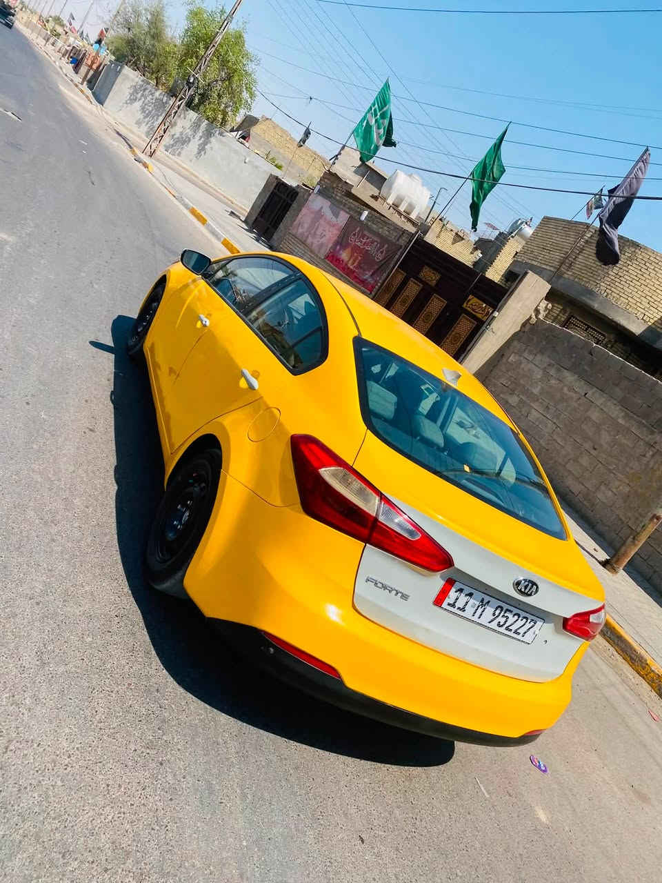 السلام عليكم
سياره فورتي موديل ٢٠١٥ جاهزه السياره/تخم تاير / حداديه جديده/ منضومه تبريد مفوله 
رقم بغداد نكليزي شرط تحويل 
مصفره ولاًدينار عليهه 
سعر١٠٥$  وبيهه مجال بسيط 
رقم صاحب السياره 
***********
