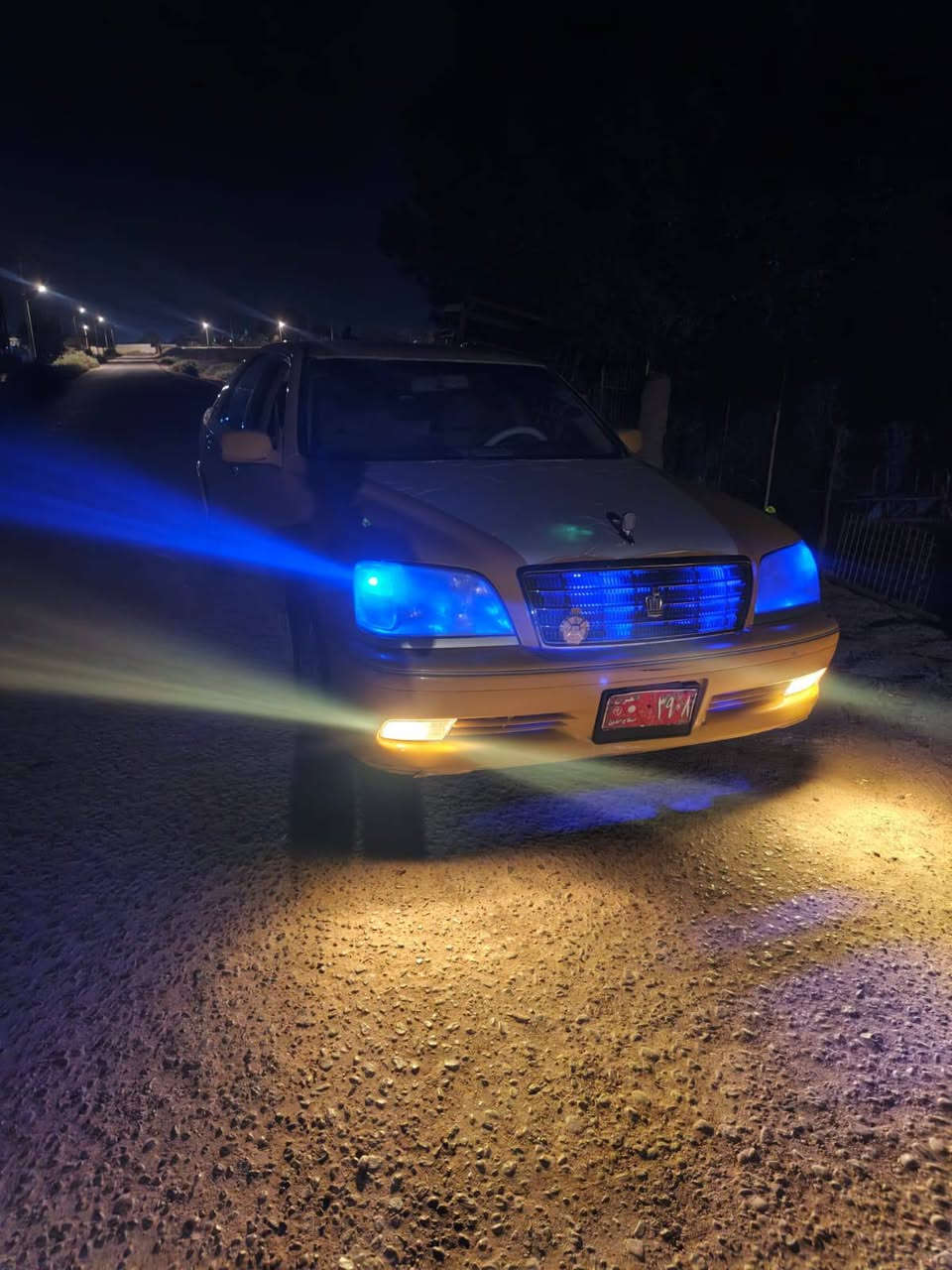 سلام عليكم جنون للبيع
سياره اربع دكم فول عده الفتحه كير محرك ديفور جبير حداديه تخم تاير تبريد كصتين استفسار اكثر اتصل وبخدمتك السعر ب25مكان السياره البصره سيبه ***********

