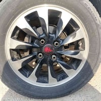 تخم ويل كب نضيف كلش لا عواج ولا لحيم حجم 15…… 4براغي  بي تخم تاير برجس...