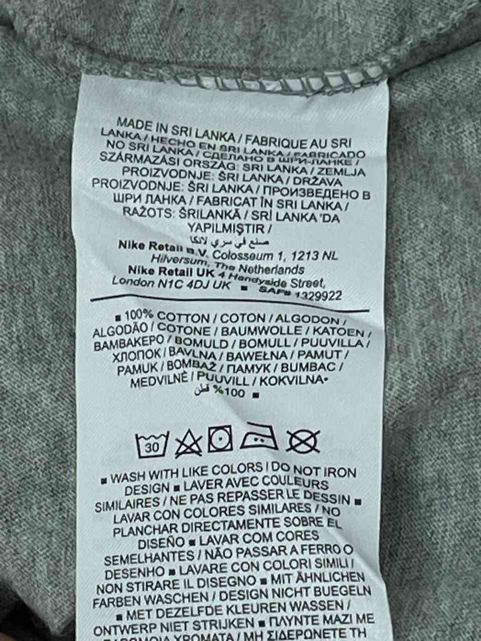 تيشيرت NIKE اورجينال وكاله نضافة 100‎%‎

قياس : M

نوع القماش : قطن 

MADE IN SRI LANKA

غير مستخدم

———————————————-

يوجد توصيل 🚚 ( بغداد - محافظات العراق )

☎️رقم الهاتف : ***********

للحجز - دايركت
