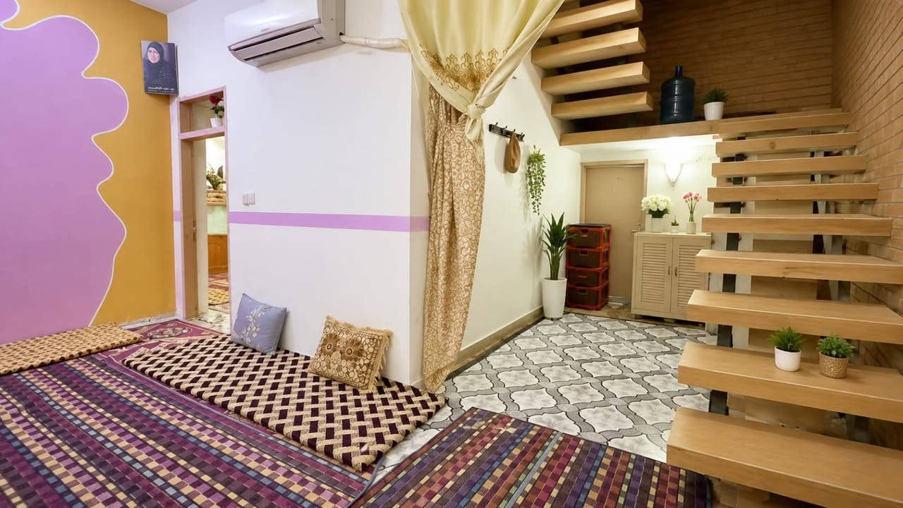 🏡 بيت للبيع – 🏡
📍 الموقع: مقابل جامعة القاسم الخضراء، الفرع المقابل لاستدارة حسن فدعم، ضمن مجمع حجي حسين الجديد.

📐 المساحة: 200 متر 

💰 السعر:  السعرخاص او المراسله على الوتساب.

🔹 تفاصيل البيت:
• البيت يتكون من غرفتي نوم.
• مطبخ.
• حمام داخلي.
• البناء من الطابوق.
• البناء مسوي بوكس ورباط.
• السقف أعكادة وفوكها صبّة بورسلين.
• أرضية البيت مبلطة بالبورسلين.
• البيت مكتمل البناء وجاهز للسكن.
• متوفر كافة الخدمات.
• مساحة 200 متر، وقابل للاستفادة منه والسكن مباشرة.

 ⭐ طابو زراعي /سند 25

📞 للاستفسار والتواصل للجادين:
***********⭐

🏠 البيع مباشر، والبيت مناسب .

