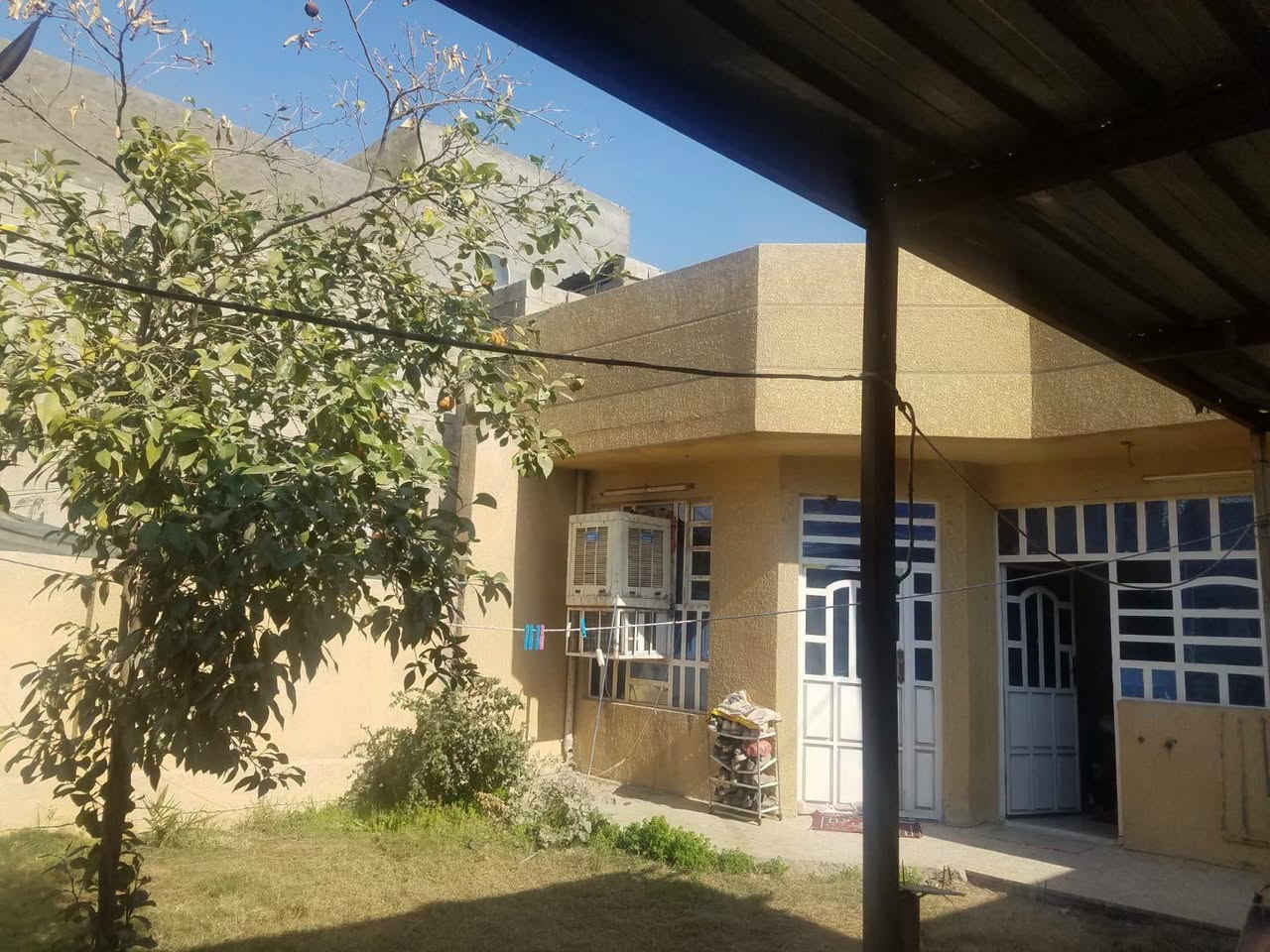 بيت ٢٠٠م • سند ٢٥ • حديقة