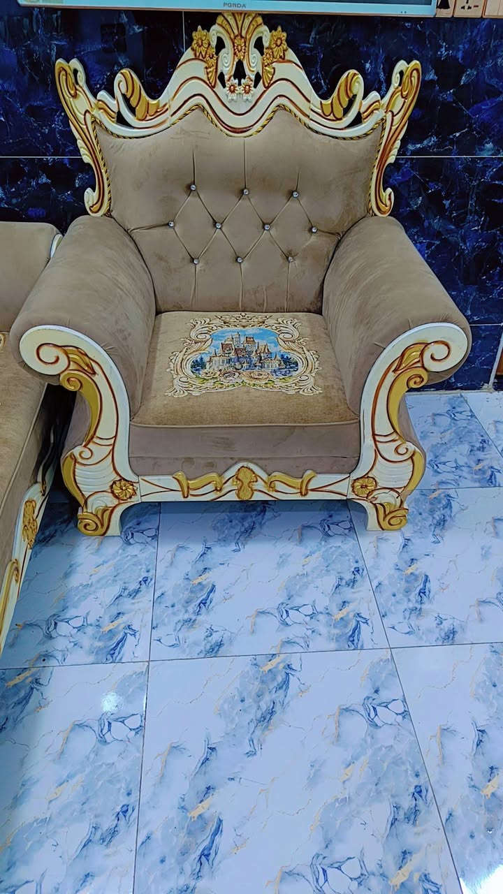 سلام عليكم تخم ونص للبيع السعر 800 وبي مجال قليل ***********

