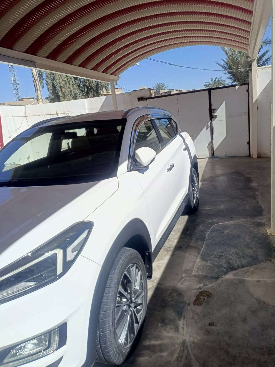 السلام عليكم توسان للبيع موديل 2020 شركه الكاصد فول مواصفات سبير ما نازل تشغيل عن بعد باقي المواصفات معروفه شركه الكاصد ماشيه 90 السعر 215 المكان بغداد ابو غريب ***********/   ***********
