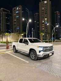 سلفرادۆ2023 مواصفات السيارة LT  V8 5.300  ماشية 68 ألف ميل  4x4  السيا...