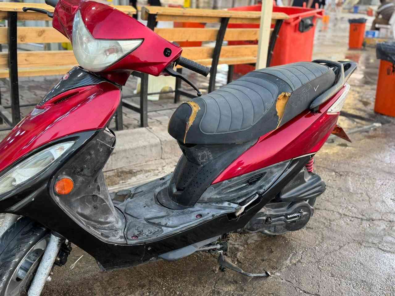 سلام عليكم  للبيع كامكو g4
الدراجه جديده نضيفه كلش
نقصها جوزه 
 مرتبه شلعه معدل بالعافية على إلي يأخذها 
تفاصيل بعد اكثر اتصل رقم ***********
مكان نجف سعر 450وبيه مجال  
@إشارة
