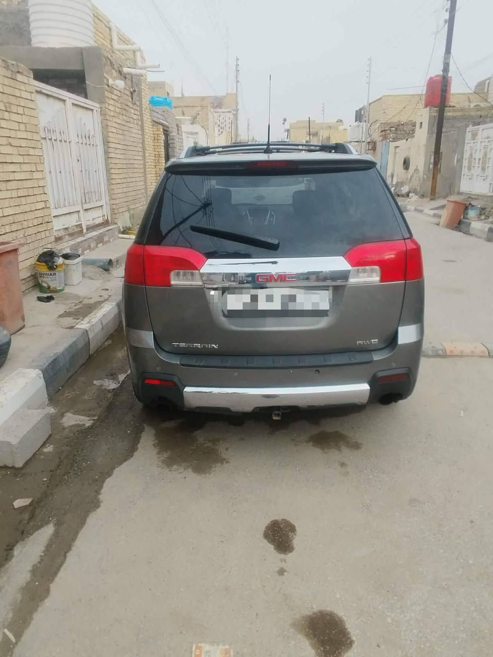 السلام عليكم جمسي تيران موديل١٢ امريكي محرك ٣٦٠٠ رقم بغداد انكليزي باسمي تحويل مباشر  هزه جديده سنويه لل ٢٠٣٤ تبريد منظومه جديده باتري جديد ماشيه ١٦٠كم تحكمات فتحه طكتين موصفات SLT معروفه بعد بيها باب السائق والمدكر يدون عابر  السعر ٩٥$ وبيها مجال بسيط مكان السياره السماوه رقم الهاتف ‏‪***********
