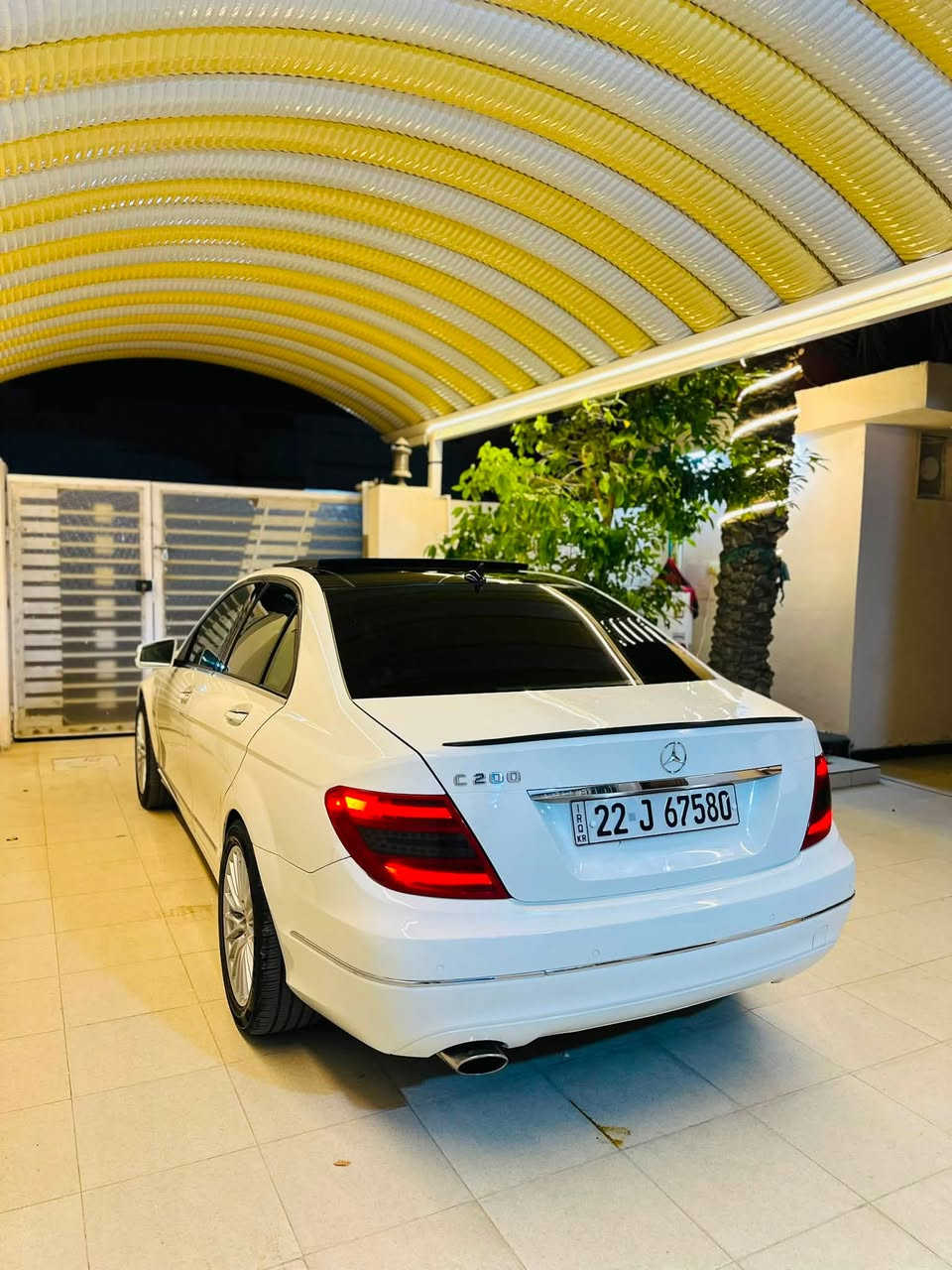 Mercedes-Benz C200 2012
-------------------------------------

#السعر : 134$ وبيه مجال بسيط

#رقم الهاتف :*********** 

#رقم السيارة : اربيل  

مكان السيارة : واسط/العزيزية 

-------------------------------------

سلام عليكم 

 للبيع  مارسيدس C200 موديل 2012 رقم اربيل سيارة خليجية   وكاله اربيل مكفولة بدون ضربة بيه صبغ قطعتين بدون دواخل سيارة فول مواصفات 

1_ بصمة تشغيل + ابواب 

2_محرك  +كير  مكفولات ⁦⚔️⁩

3_تبريد قطعتين+ثلاجة⁦❄️⁩

4_كروز سرعة🔒 

5_ داخل مشمشي بلادي ⚔️⁩

6_مراية داخلية+جانبة عاكسة ⁦🔍

7_تحكم ستيرن ⁦⚔️⁩

8_مري شفط 

9_انظمة قيادة  +سبورت + طبيعي 

10_انارة ترحيب💡 خارجية وداخلية ⁦⚔️⁩

11_شاشة اعطال

12ستيرن كهرباء  

13_ويل 17 بلادي +تخم تاير جديد   💡

14_جام اخضر ⚔️⁩ 

15_صدر امامي خلفي جديد

16_بردات خلفي 3 

17 دركة حرف D

18_لايت داينمك LED 

19_كشنات كهرباء +خزن ذاكرة 

20_بانوراما 

21_حساسات امامي خلفي 

22_كاميرا خلفية   

 

-------------------------------------
