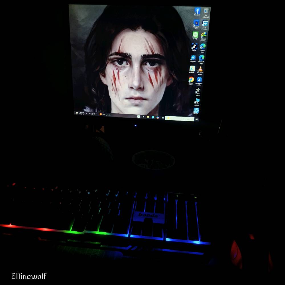 بيسي كامل للبيع
شاشة + كيبورد RGB +ماوس. RGB 
+جميع كيبلات التوصيل + فلاشة انترنيت  
والكيس يجي بمواصفات حلوة 
i5 الجيل الثالث 
الرامات 8gb ddr3
التخزين Hdd 500gb 
وبنظام Win 10 
السعر بالاتفاق 
ويتوصل توصيل لجميع محافضات العراق
