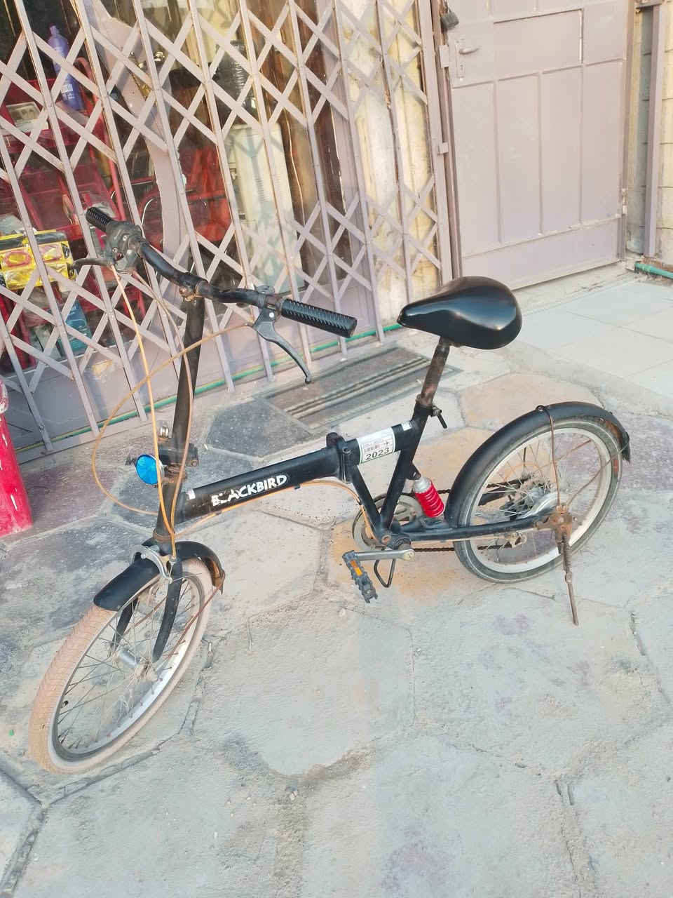 السلام عليكم للبيع باسكل ياباني يطبك حجم 20 ما بي اي نقوصات باسكل كامل مكاني السعر 75 وبي مجال بغداد حي جهاد اي استفسار على رقم *********** تعال خاص
