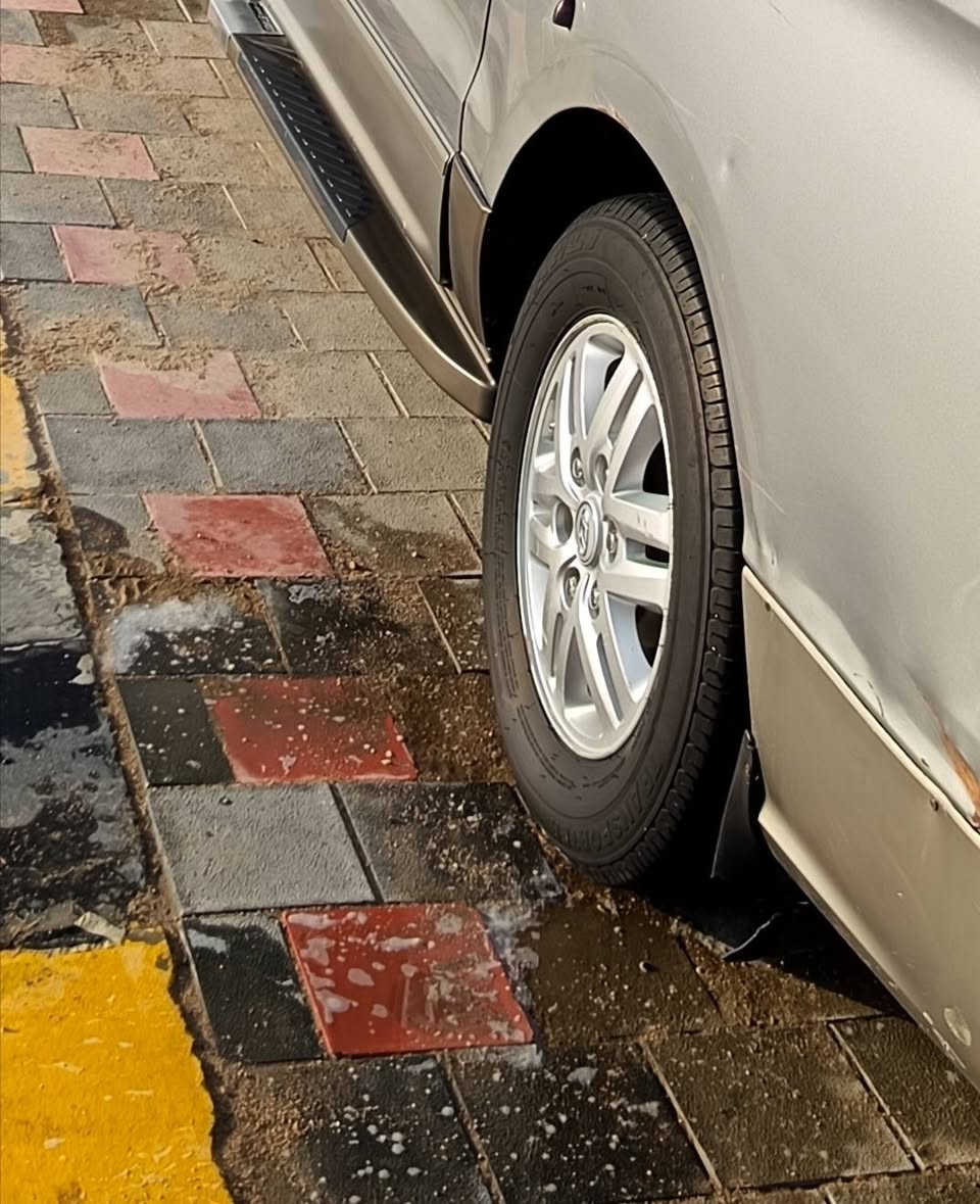 ويل 16 • تايرات نص عمر • نجف مشخاب