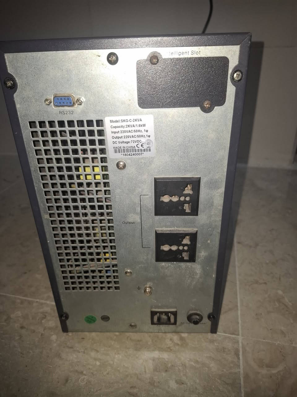 السلام عليكم ups نوع SKG
حجم 2kv  اونلاين نوع SKG للبيع بي عطل يمكن بالشحن غير شي ابيعه عاطل السعر 85وهذا رقمي  ***********
