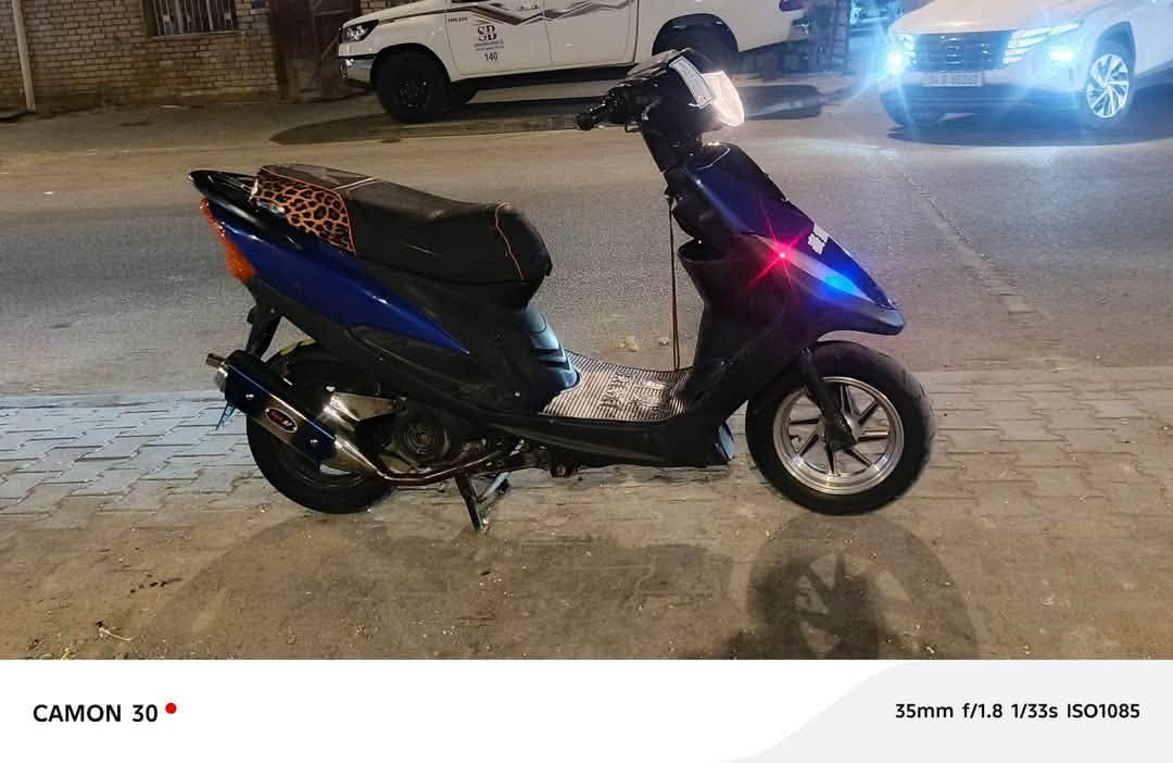ماكس عدله كلشي شغال نكره سلف 650وبيه مجال للشراي رقمي ‭***********‬

نص مكتوب في الصور:
- CAMON 30  35mm f/1.8 1/33s ISO1472
- CAMON 30 35mm f/1.8 1/33s ISO1085
- CAMON 30 35mm f/1.8 1/33s ISO1300
- CAMON 30 23mm f/1.8 1/33s ISO1056
- CAMON 30 • 35mm f/1.8 1/33s ISO2193
