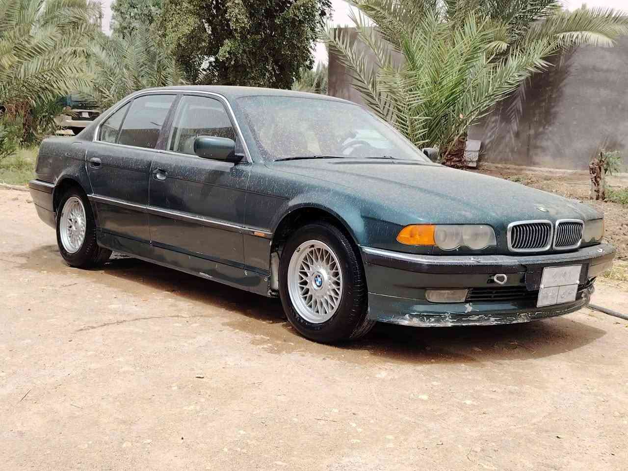 السلام عليكم 
للبيع BMW خفاش
 حجم V8 730i 
موديل 1995
رقم سلمانيه مميز ( شرط مداور مو وكاله)
السياره مكينه وكير وحداديه خير من الله 
السعر 50 وبيها مجال 
📍مكان السياره الديوانيه قضاء السدير 
الرقم ***********
ابويامر الميالي
