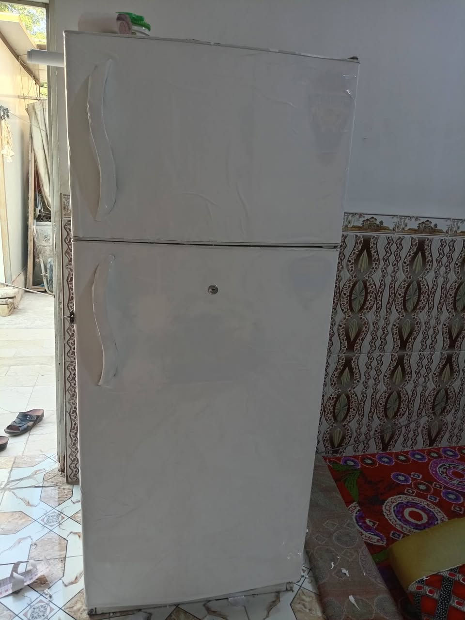 كلهن علفحص الثلاجه ب١٧٥ وبيها مجال والطباخ ب١٧٥ وبي مجال والمجمده ب١٣٠ وبيها مجال والمكناسه ٤٠ وبي مجال الشراي يتصل ***********
