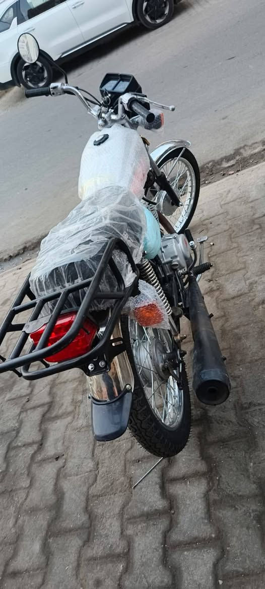 اربعه كير • مديل 20 • محرك مفتوح