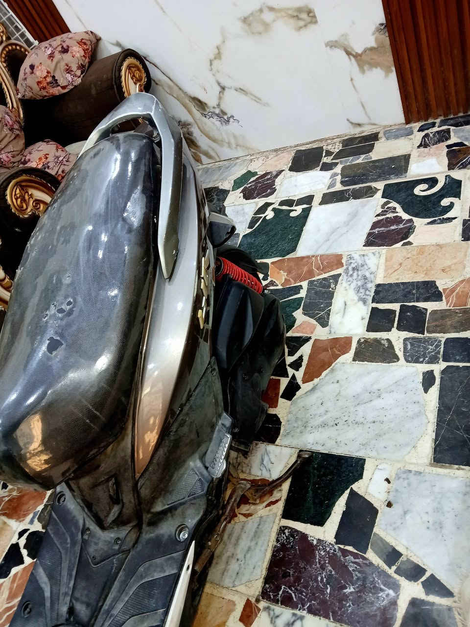 سلام عليكم دراجه جي تي ار كفاله عامه مكاني شهداء العبيدي الثالثه سعرهه 950 وبيه مجال حك الجيه *********** متواجد عل واتساب
