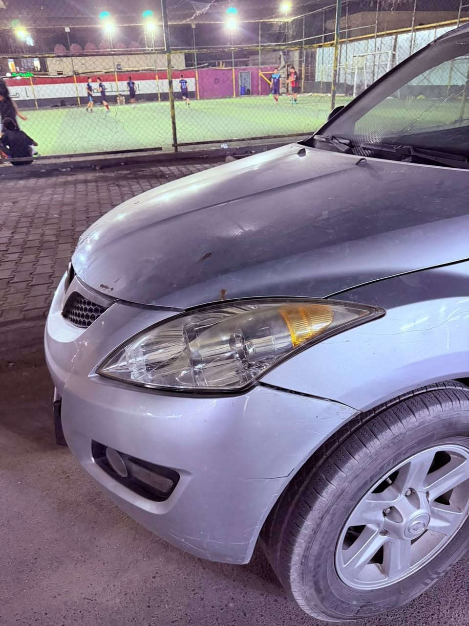 السلام عليكم ب60 وبيها مجال
سياره كريت ول هافال مديل13 ماشيه99 محرك 2400 متسوبوشي بلادي كير عادي سنويه بيها سنتين اله تسقط  سياره بيها ضربه معدله ع بارد بدون صبغ  جراد قماره مثل ماموضحه بالصوره تبريد شغال صدر سياره بعده شركه يخبل وترايك وين ميعجبك شرط  ودكم محوره مكان كونترول بيبان. للتواصل***********
