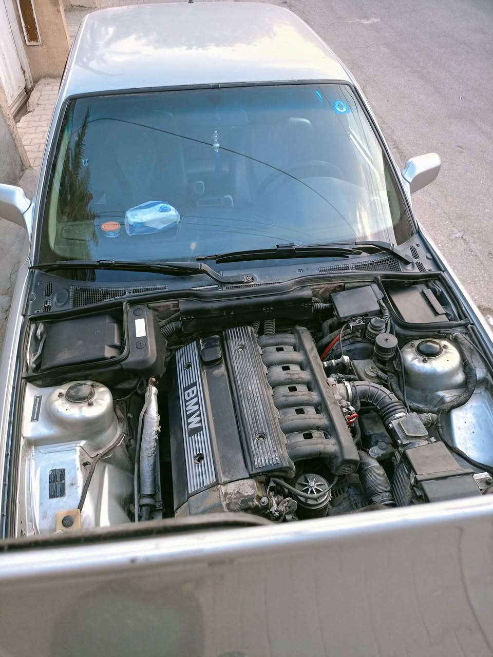 السلام عليكم ورحمه الله وبركاته  BMW e34 لون سلفر  〽️  حجم 520   موديل 1994 اصل وفصل كفاله كير ومكينه  مسكر عدله كهربائيات كفاله عامه ماملعوب  بيها السياره على وضع شركه 520بدي ومكينه دكه چاكوچ مابيها  قطره خياس مابيها  تجي تشوف بعينك  وتوديها  للفحص   كشنات ميكانيك كفاله حداديه امامي خلفي كفاله  خير من الله تبريد شغاله 🥶 سياره بسمي رقم كربلاء مصبوغه صبغ جماليه فقط ربع متصرف عليها مصروف عليها هوايه  خير من الله وبل عافيه على الياخذه والسعر 65 وبيها مجال  بصيط ملاحضه البطاين يرادلهن ترتيب  مكاني كربلاء المقدسه للاستفسار🤝
***********
