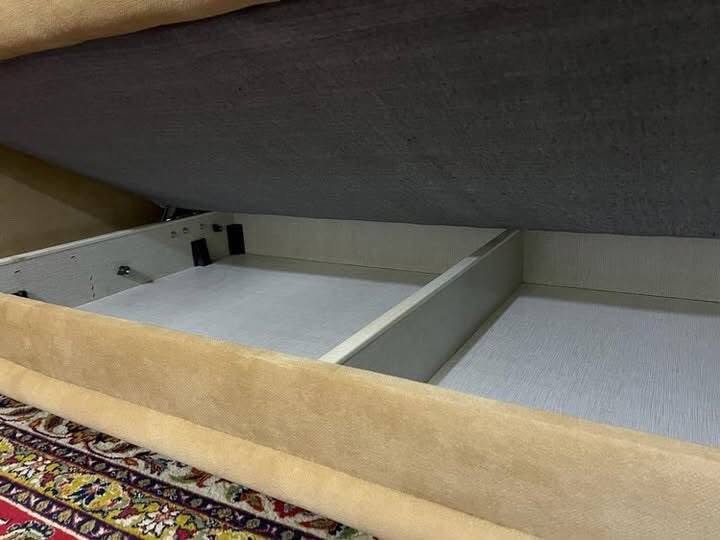 تخم جديد للبيع درجة اولى تركي ثكيل يحتوي على قنفة عدد 2 كبار وحدة صغيرة للاستفسار يرجى الاتصال على الرقم *********** (مكلفة بالنشر 🛑)
