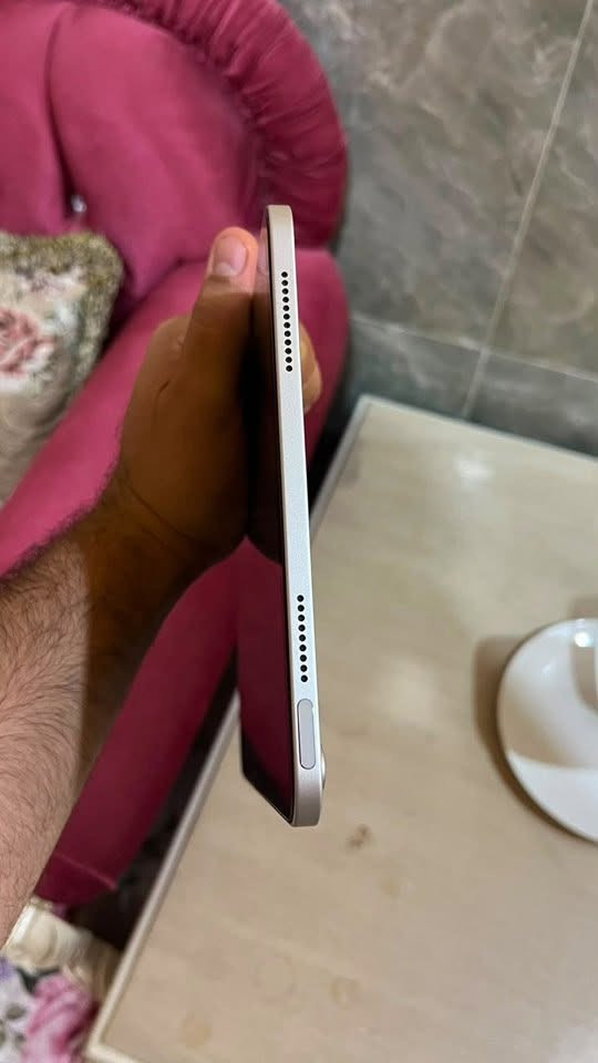 ايباد a16 11 للبيع ذاكرة 256 بطارية ٩٨ مشحون فقط ٧٦ مره اخو الجديد ملحقاته متوفره مع كفر هدية ولاصق شاشة بعده داخل الضمان ونظافتة 100% للتواصل ***********
ملاحظة مستعمل فقط للدراسة
