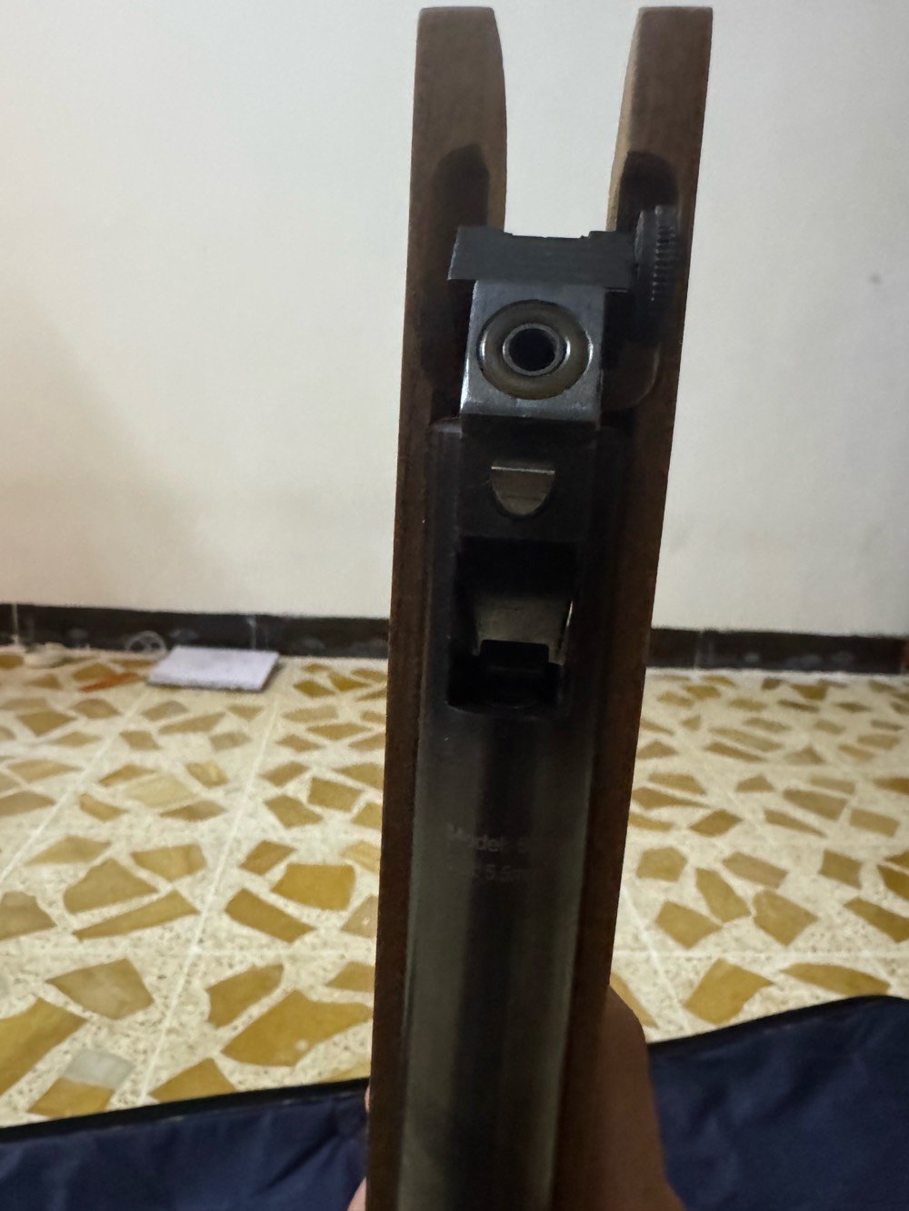 السلام عليكم 
هوائيه للبيع جديده كلش موديل B11 
تاخذ طلق 5.5