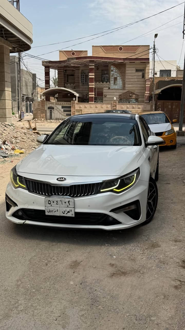 السلام عليكم 
اوبتما 2019 خليجي
مكينه 2400
فول مواصفات
فتحه بصمه سايد بريك بصمه مري شفط شفتات ستيرن قطعتين تبريد شاشه اشاير بلمري 
قبق جنطه مبدل نفس لون
السعر 147
مكاني الديوانيه 
للاتصال *********** ديوانية, القادسية
