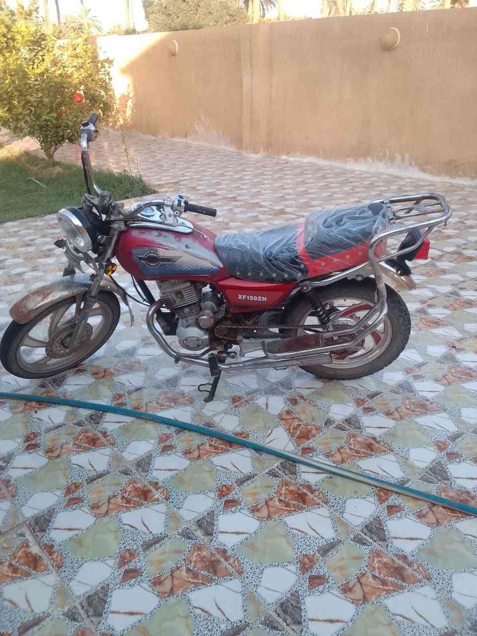 دراجه جني للبيع سعر300 ديالى الخالص ***********
