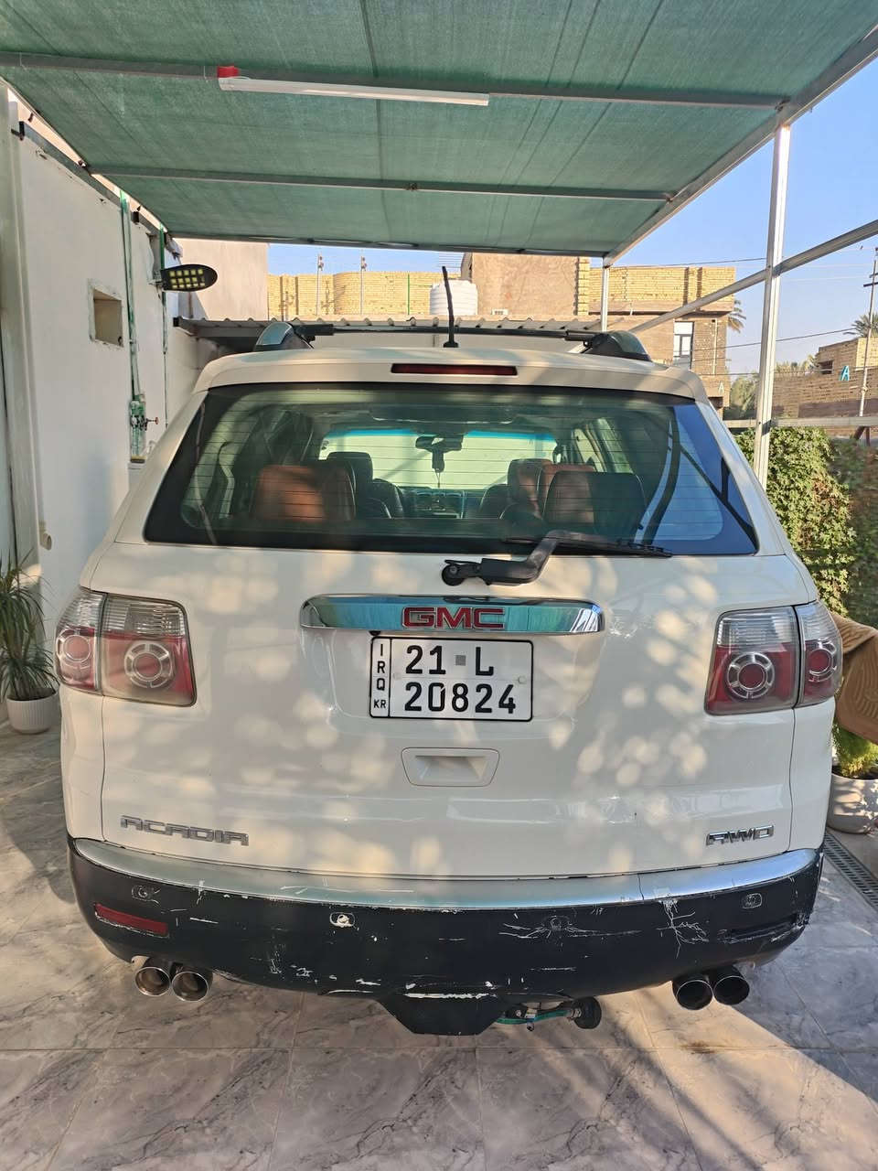 فول أوبشن 1/1
‏🇺🇸 السيارة أمريكي 
GMC acadia
 مكانها واسط قضاء الحي
المواصفات:
 • 👨‍👩‍👧‍👦 7 ركّاب
 • 🎨 اللون: أبيض
 • 🌤 بانوراما فتحتين
 • 🎮 تحكمات ستيرن + شفتات
 • 🎶 تحكم خلفي للمسجل والتبريد (VIP)
 • 🛞 دفع رباعي (4WD) – موكفي تكدر تسوي اذا تحب
 • 📷 كامرة خلفية تعرض على الشاشة الأمامية
‏ • 🅿️ حساسات دعامية
 • 💡 حساس إنارة + منبه رجوع (Back Care)
 • 📊 إظهار العداد (كيلومتر + ميل) على الجامة (داتا شو)
 • ❄️ تبريد ثلاث قطع
 • 🛋 غرفة السيارة VIP سياحي
 • 🎙 أوامر صوتية
 • ⚙️ مكينة V6 سعة 3600 (الدوش المرغوب)
 • 💺 ميموري خزن للكشنات + المرايا (عدد 2) +نظام تعديل الكشن التلقائي عند مغادرة السيارة
 • 🔌 مرايا شفط كهرباء + هيتر
 • 🚨 إشارات بالمرايا
 • 🔥 منظومة غاز مشدودة (غير مربوطة – تحتاج ربط فقط)
 • 🧳 جنطة كهرباء شفط
 • 💺 كشنات كهرباء
 • ❄️🔥 كشنات تدفئة
 • 🟤 دوشمة جلد عسلي
 • 🛠 كير ومكينة جدد

 • حادثها بيبان ثنين فقط 
واكفلك 
 • البنيد، القمارة، والجنطة

💰 السعر: 82
📉 بيها مجال

📞 للتواصل ***********
